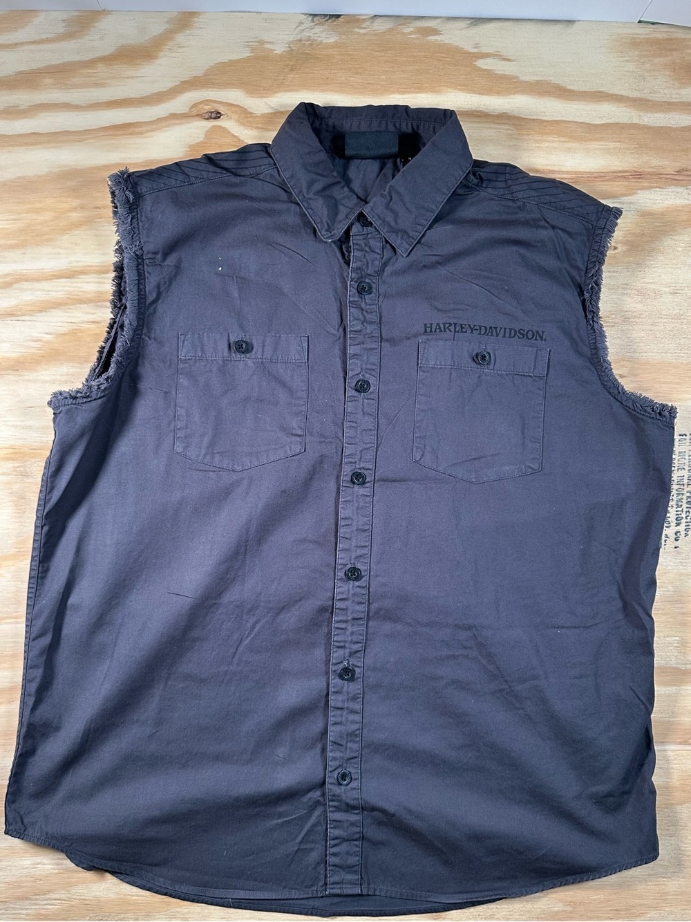 Harley-Davidson Men’s Black Sleeveless Button-Down Work Shirt